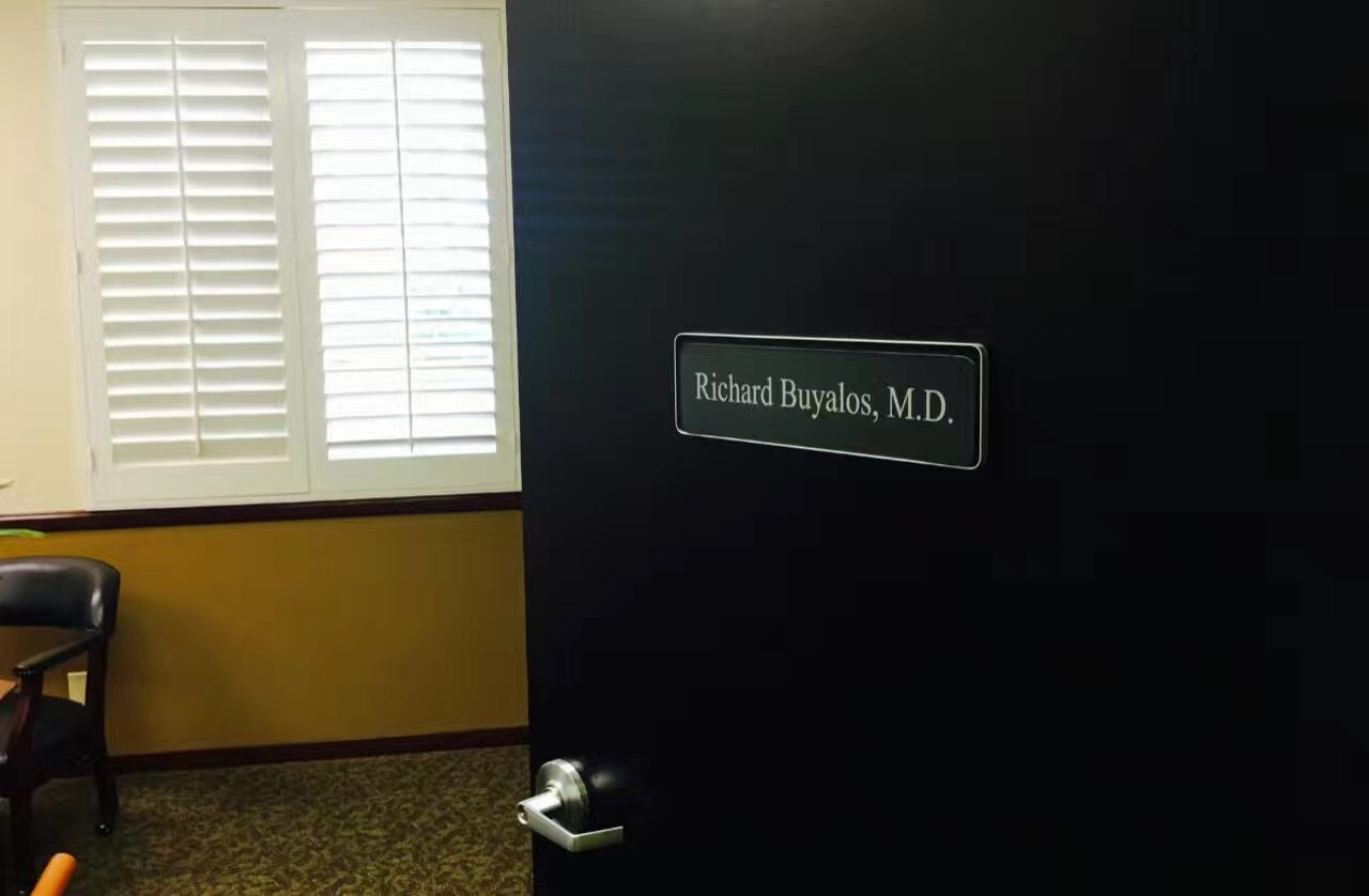 美国试管婴儿医院FSAC生殖中心:加州大龄试管婴儿成功几率高8